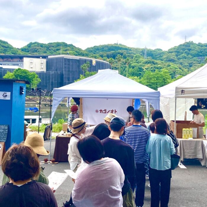 写真：カゴノオトにも行列ができました