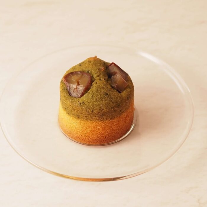 写真:栗抹茶タルトです