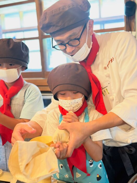 写真：夏休み企画親子DEタルトを開催しました
