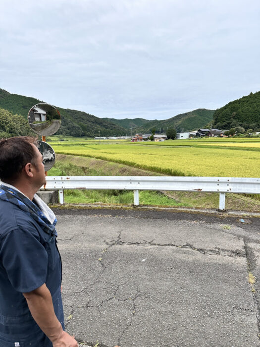 写真：お米農家の武市としくんです