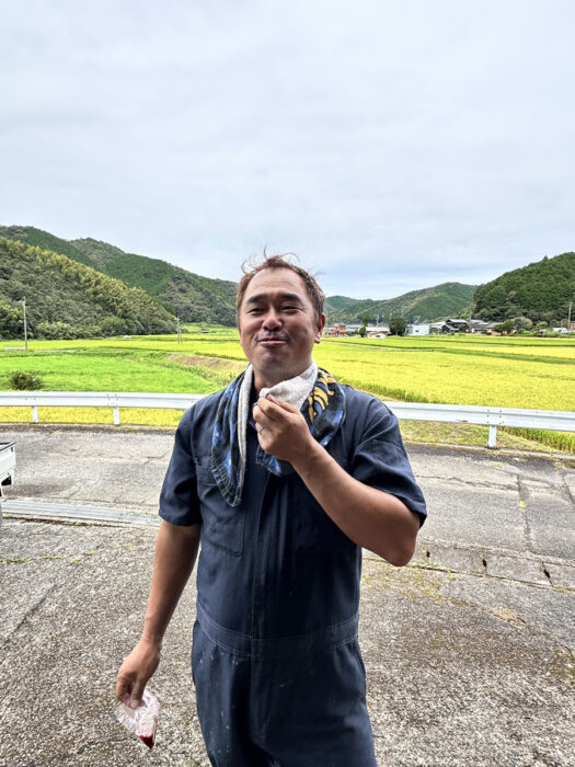 写真：お米農家の武市としくんです